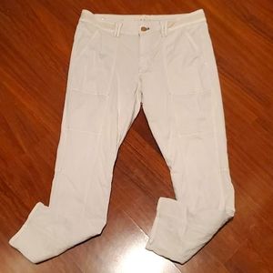 White House Black Market The Straight Crop Women's Light Khaki Pants - Size 8